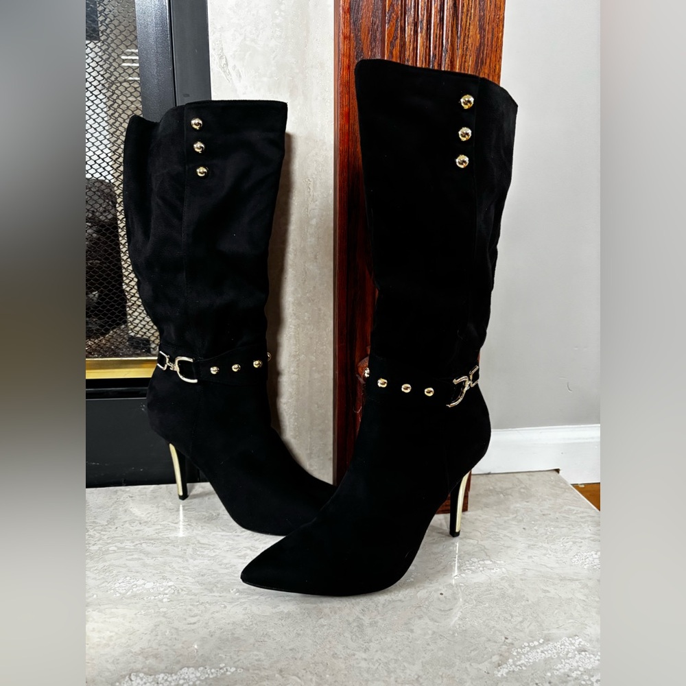 Black suede boots